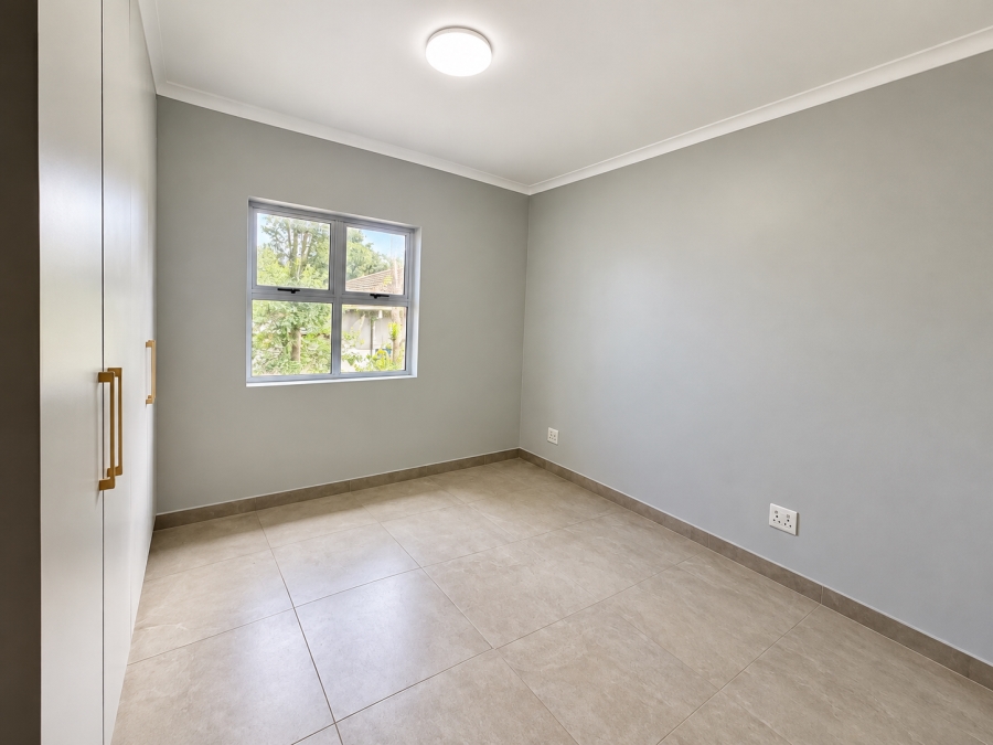 2 Bedroom Property for Sale in Brackenfell Central Western Cape